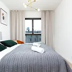 Metro Plocka Exquisite By Renters Daire *