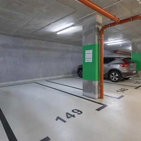 Metro Plocka Exquisite By Renters