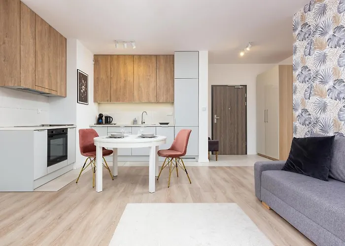 Metro Plocka Exquisite By Renters Warsaw