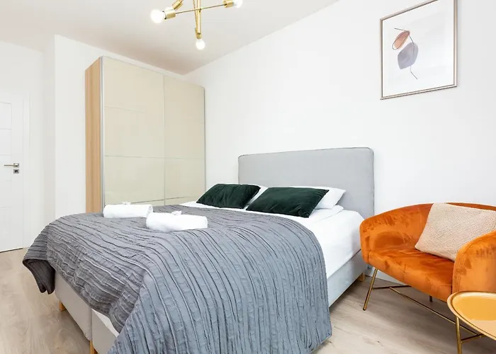 Metro Plocka Exquisite By Renters Apartment Warsaw