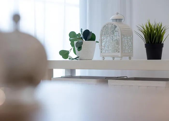 Metro Plocka Exquisite By Renters Apartment