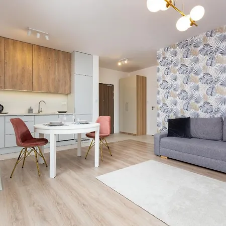 Apartamento Metro Plocka Exquisite By Renters Varsóvia
