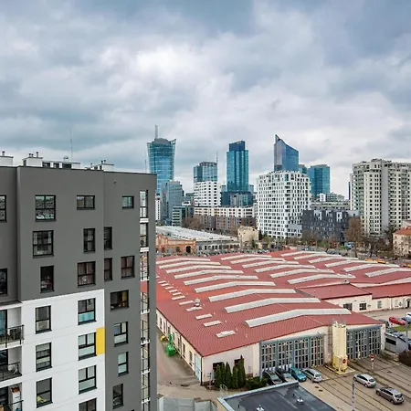 Metro Plocka Exquisite By Renters